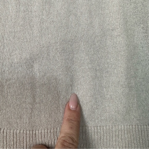 Vince Two Toned Knit 100% Cashmere Sweater Sz Small - Picture 14 of 14